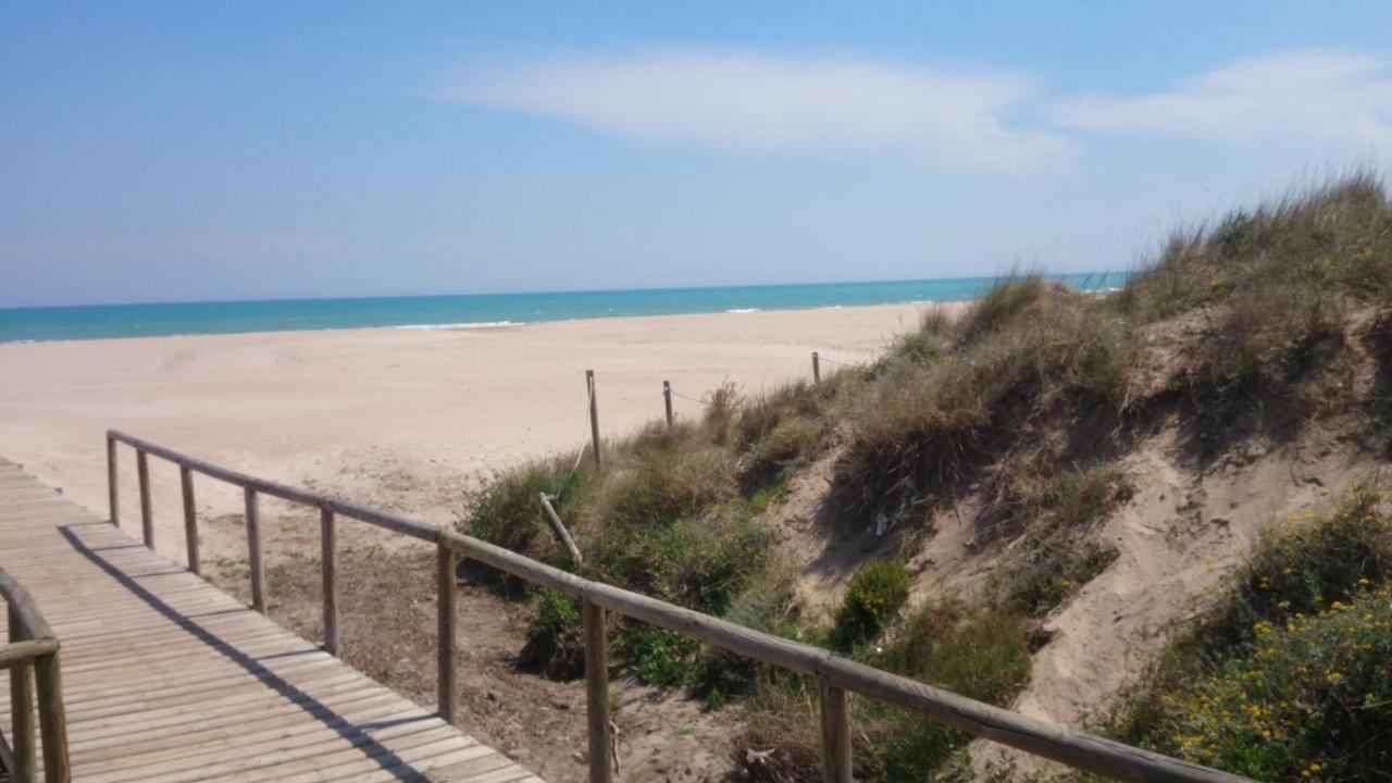Uim Mediterraneo Atico Poeta 7 Wifi Puerto de Sagunto Luaran gambar